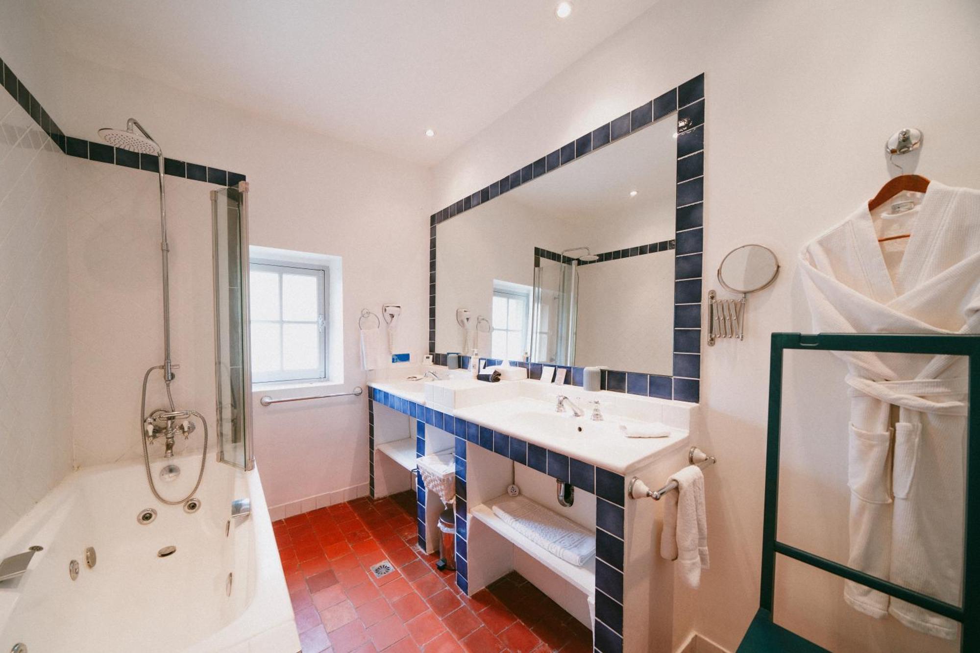 Bastide Rose Hotel 3*
